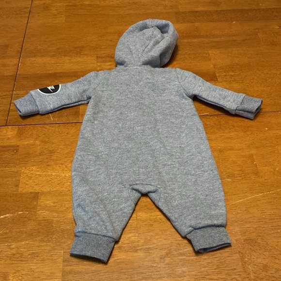 Nike Kids Size Newborn Grey Hooded Have a Nike Day Zip Up Coveralls Streetwear - Picture 4 of 9